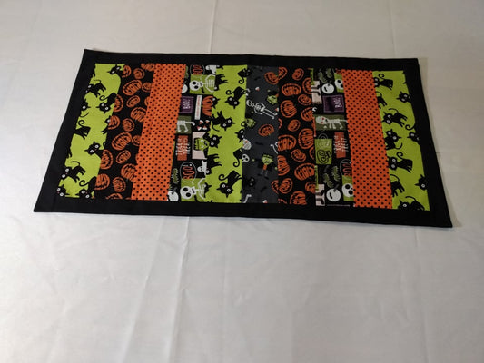 Small spooky night thin table topper