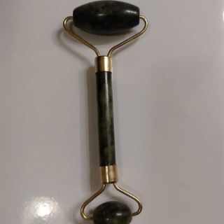 Jade Face Roller